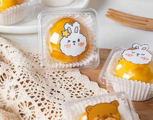 全自動蛋黃酥盒裝月餅托盤泡殼封口機：傳承經(jīng)典，創(chuàng)新包裝