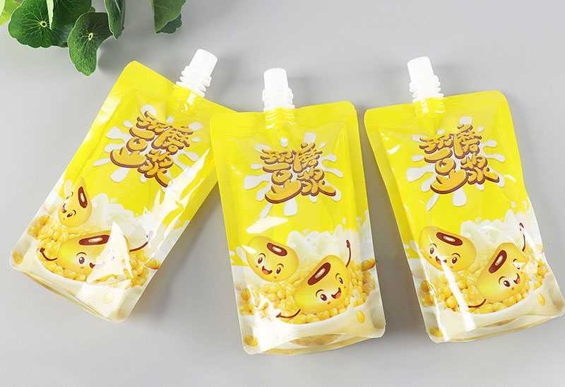 一站式高效灌裝解決方案：自立袋、吸嘴袋、斜嘴袋灌裝機