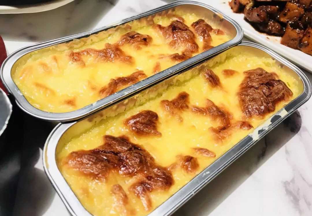 拒絕手工焦慮，呂工機(jī)械助您搶占“芝士焗榴蓮”千億藍(lán)海市場(chǎng)